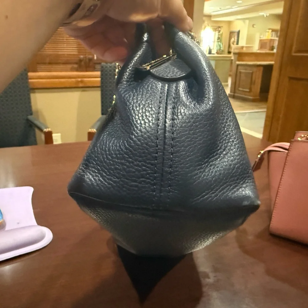 Michael Kors Dark Blue Shoulder Bag with Gold Accents - Picture 4 of 11